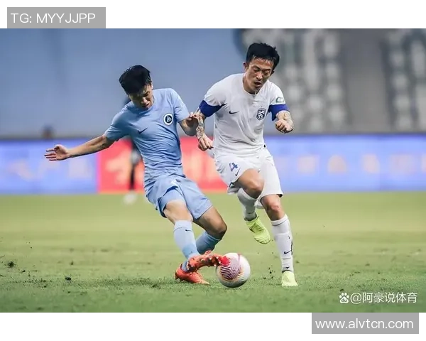 沈阳宏运迎战呼和浩特争夺中甲联赛关键三分之战