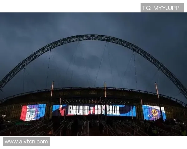 温布利草坪问题引发球员集体不满欧冠决赛场地争议升级